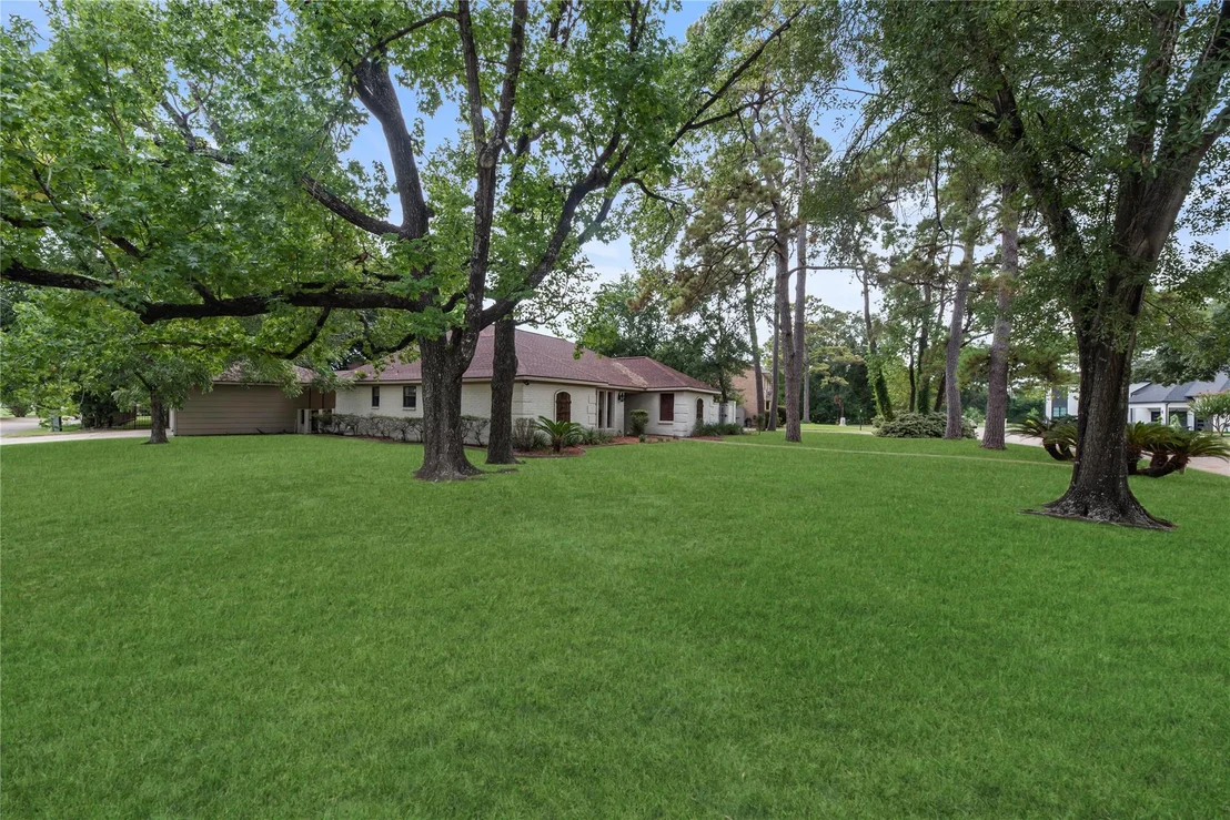 Photo of 5903 Echo Lake Lane