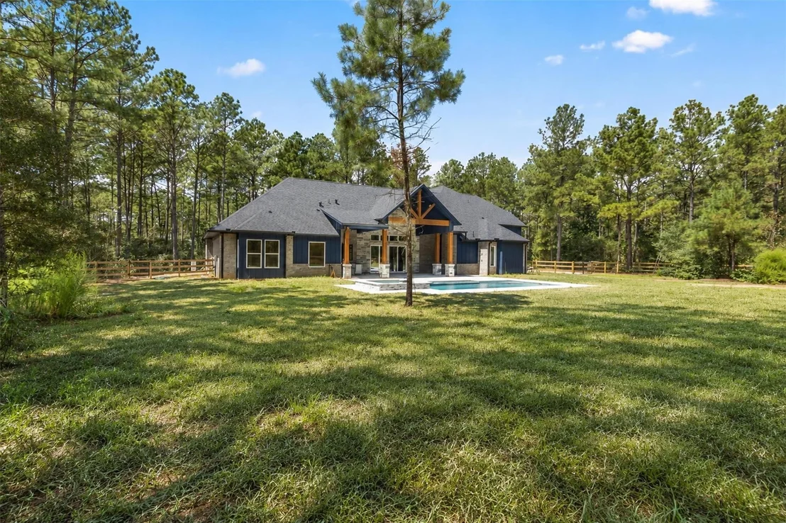 Photo of 15646 Forest Grove Drive