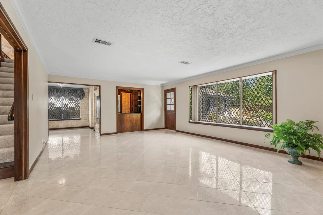 Photo of 6106 Larkmount Drive