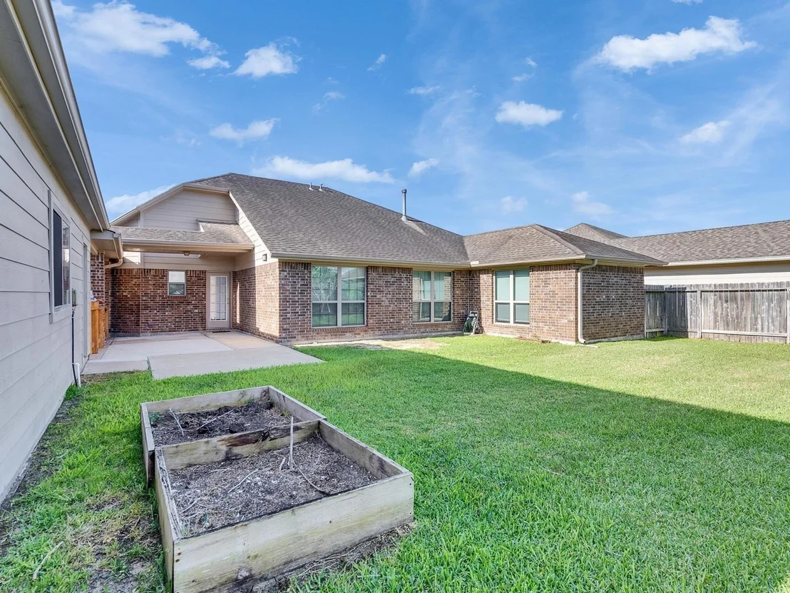 Photo of 6827 Davy Crockett Drive