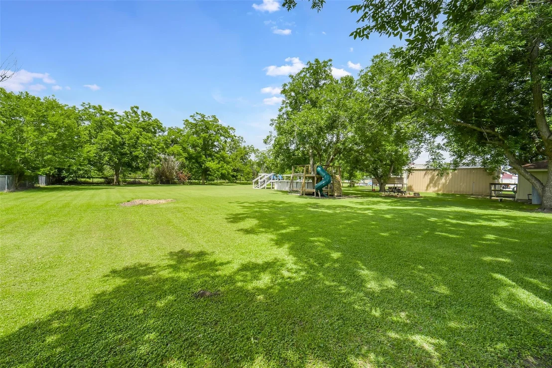 Photo of 18120 County Road 127