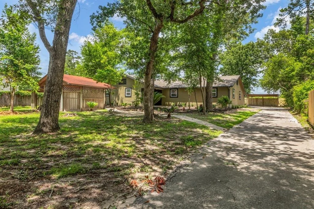 Photo of 10650 Forest Creek Drive