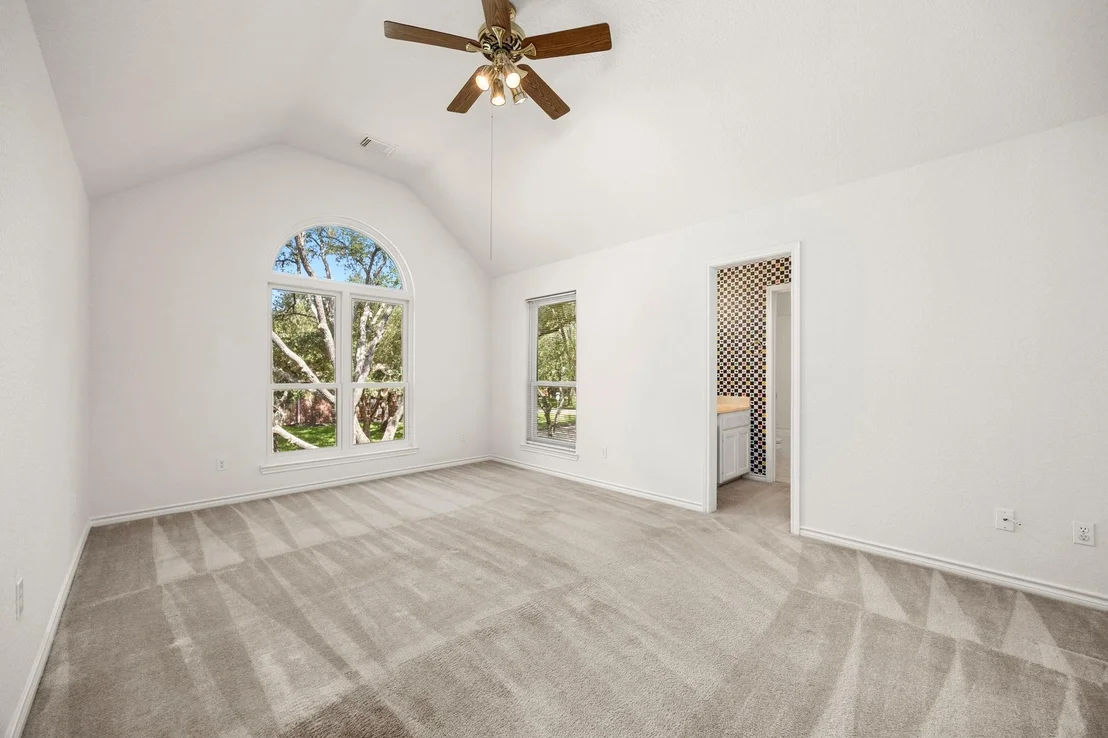 Photo of 911 Old Valley Way