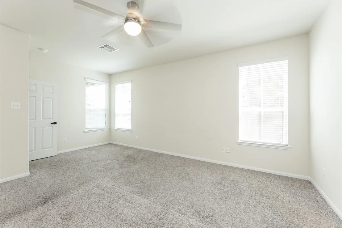 Photo of 2293 Garden Square Path