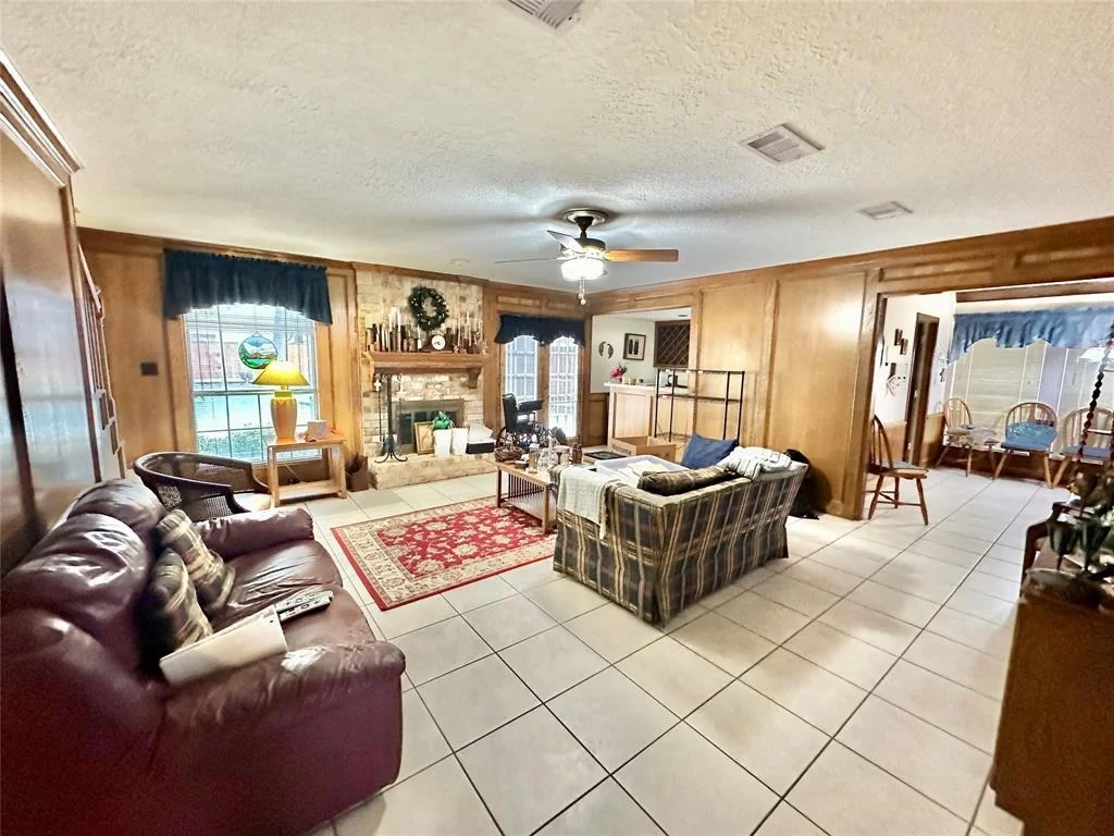 Photo of 1615 Hoveden Drive