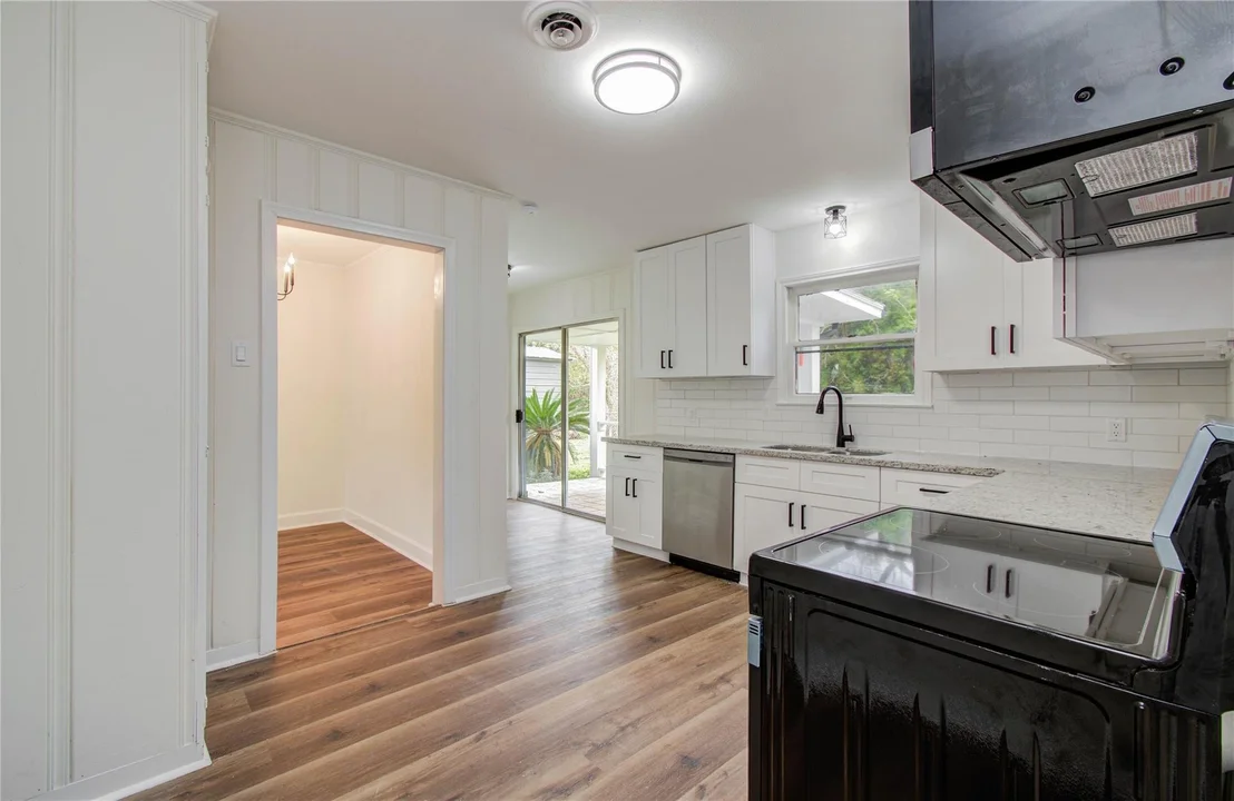 Photo of 2417 Pecan Street