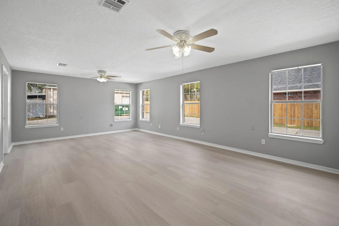 Photo of 23243 Laura Lane