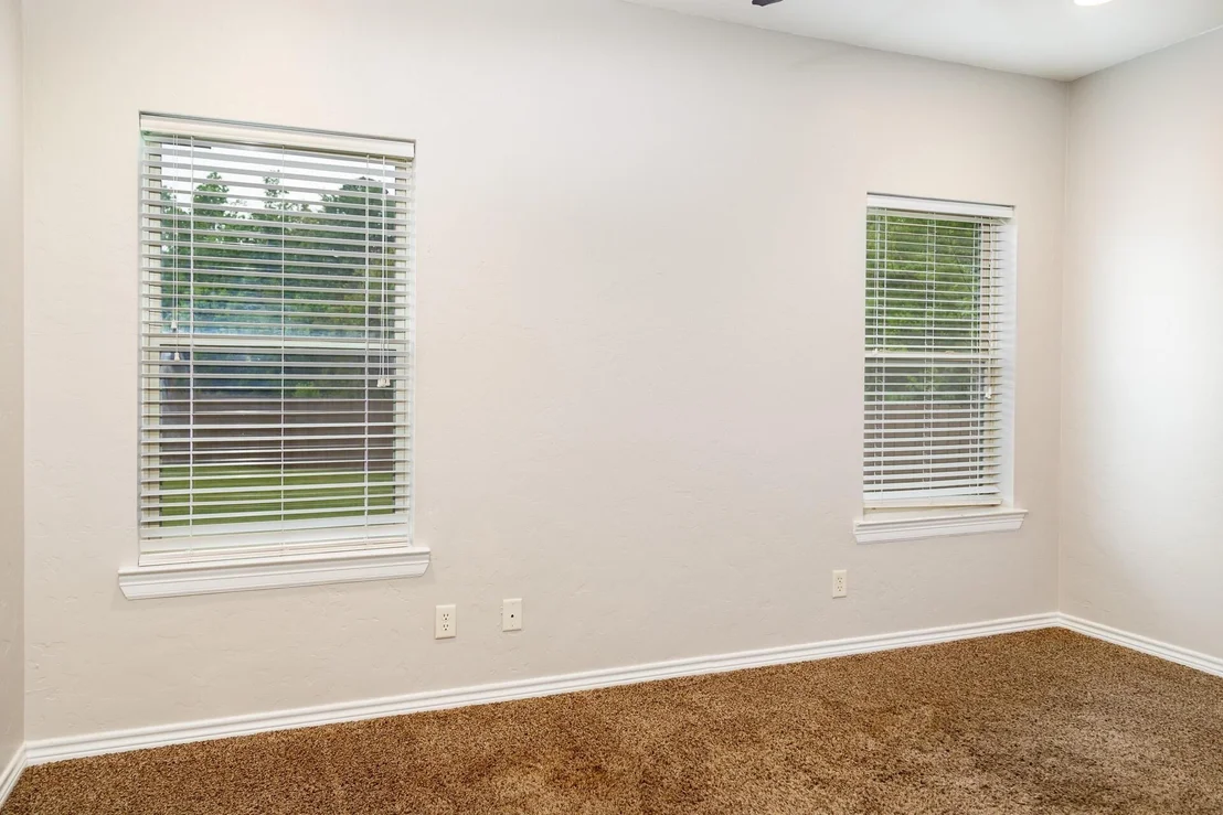 Photo of 124 Lakeway Lane