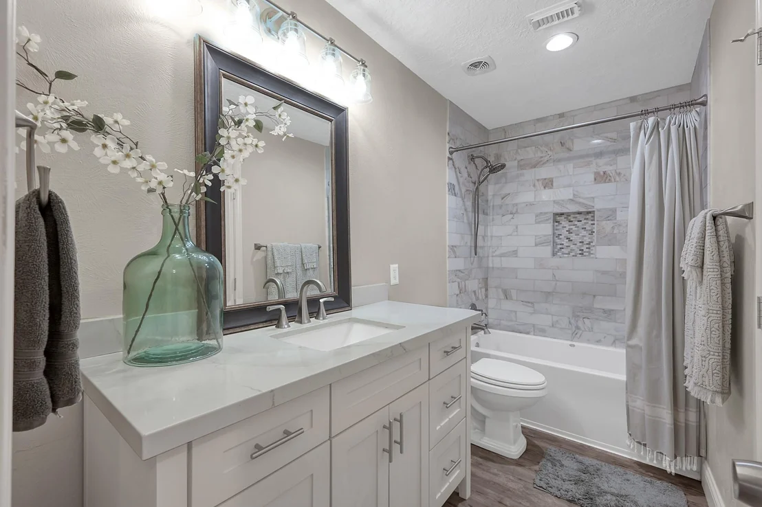 Photo of 8 Cambridge Circle