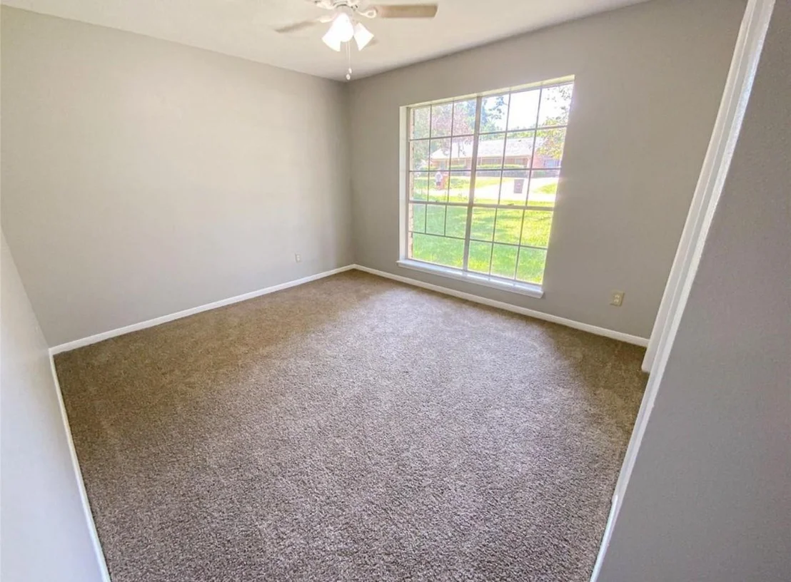 Photo of 2519 River Ridge Drive