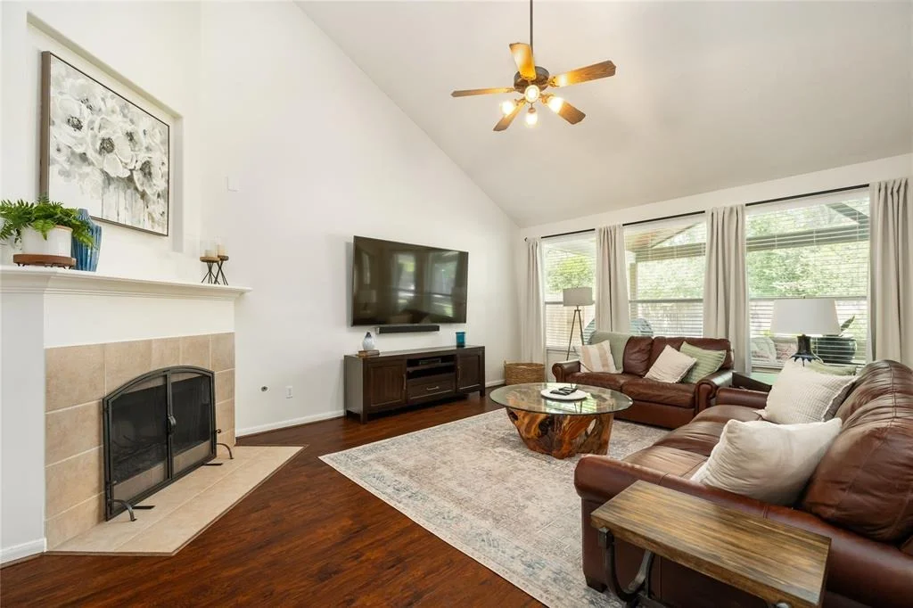 Photo of 21247 Albany Park Lane