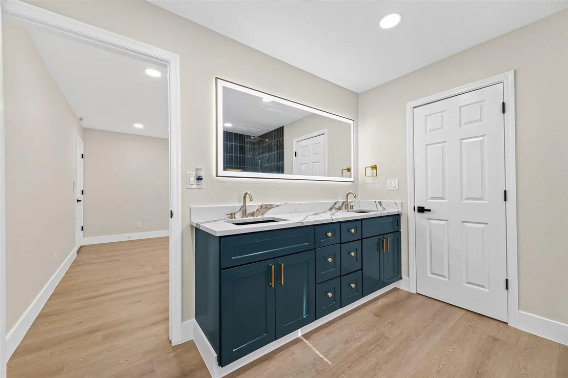 Photo of 12206 Fairhaven Lane