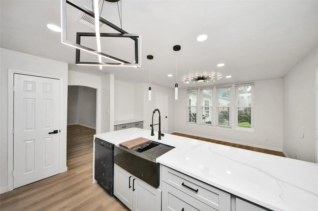 Photo of 15719 Baytree