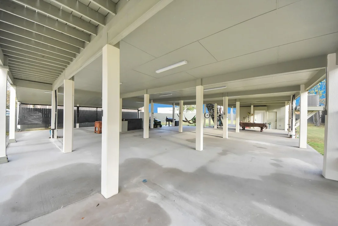 Photo of 6543 Crestford Lane