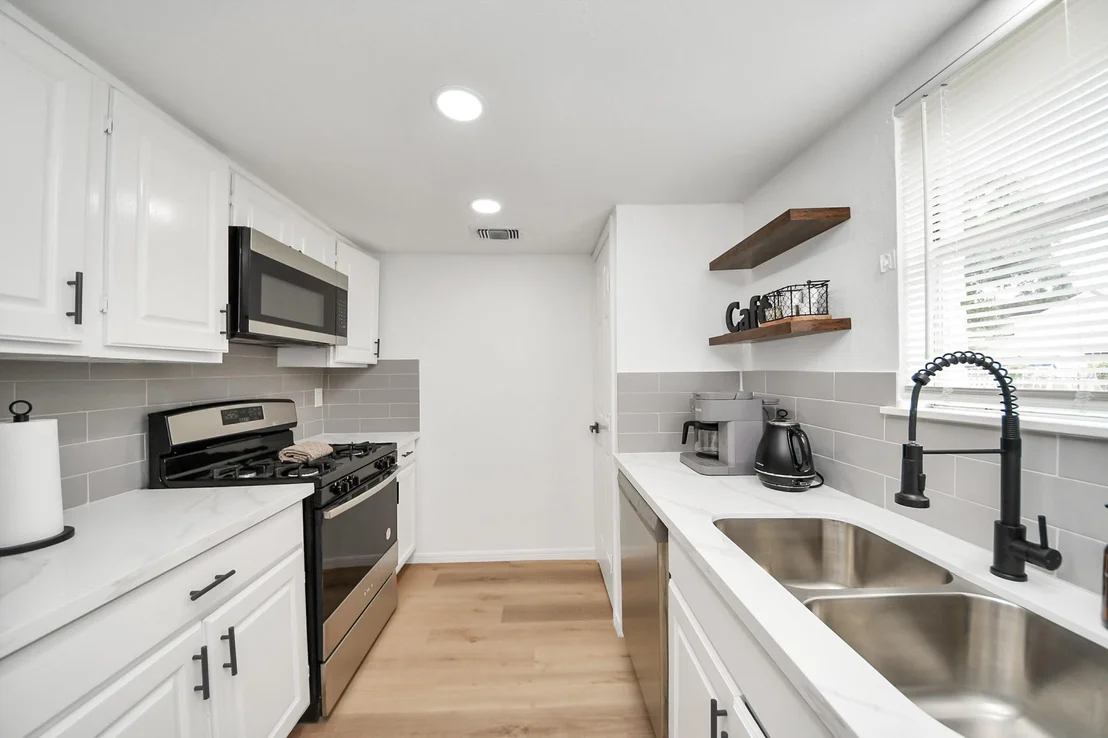 Photo of 8631 Valley Ledge Drive