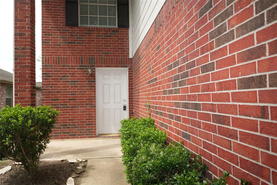 Photo of 6939 Lower Arrow Dr