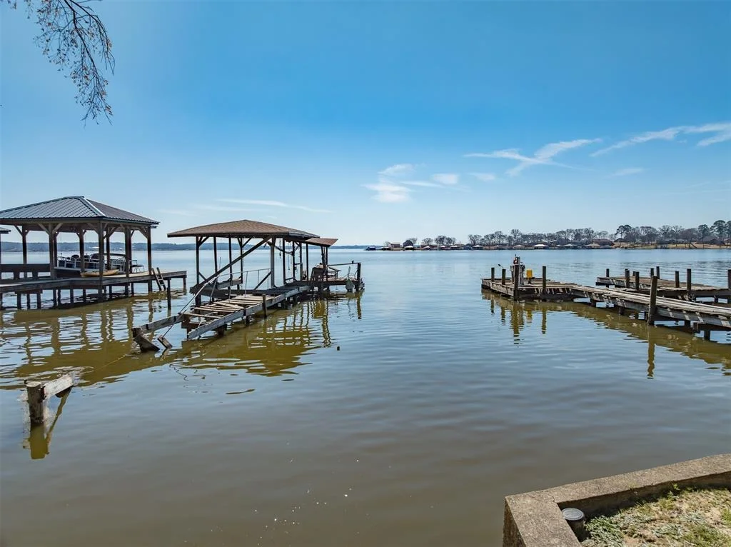 Photo of 1322 Shoreline Circle