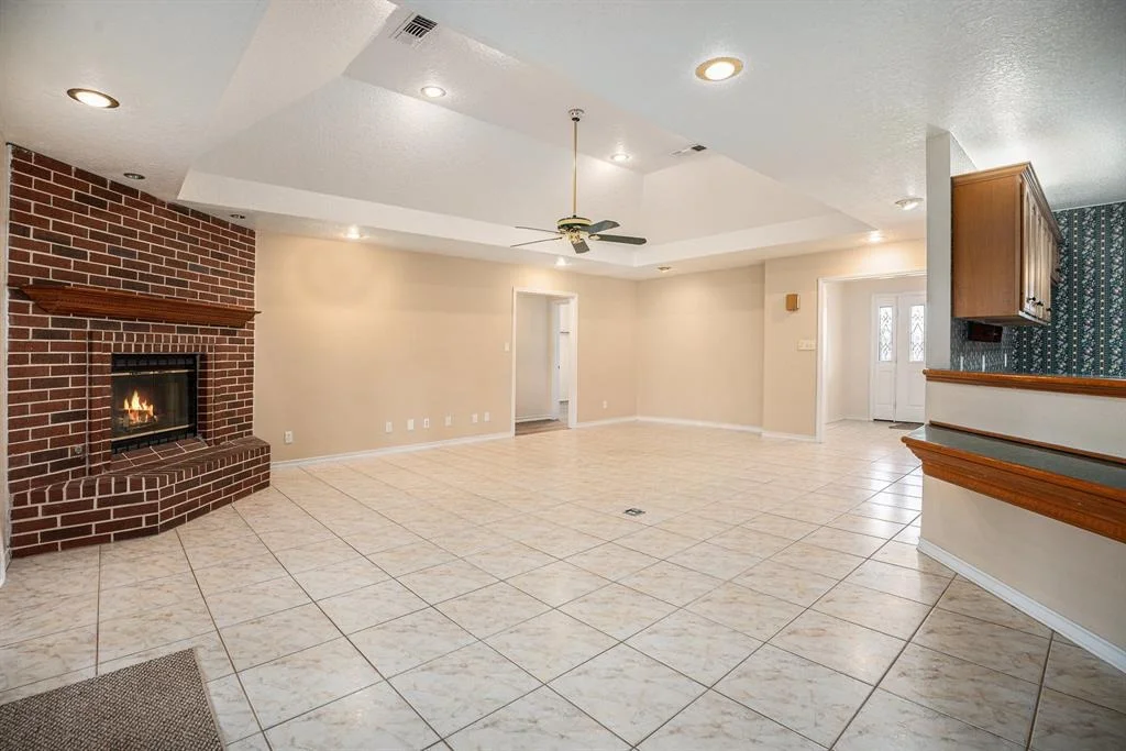 Photo of 16411 Halfmoon W