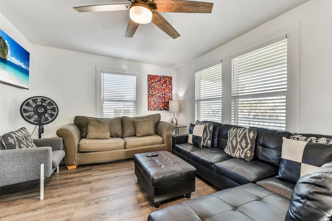 Photo of 4202 Mason Drive