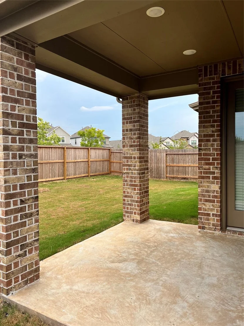 Photo of 23723 Pullin Market Drive