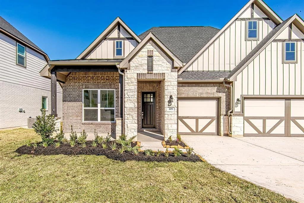 Photo of 205 Peninsula Point Drive