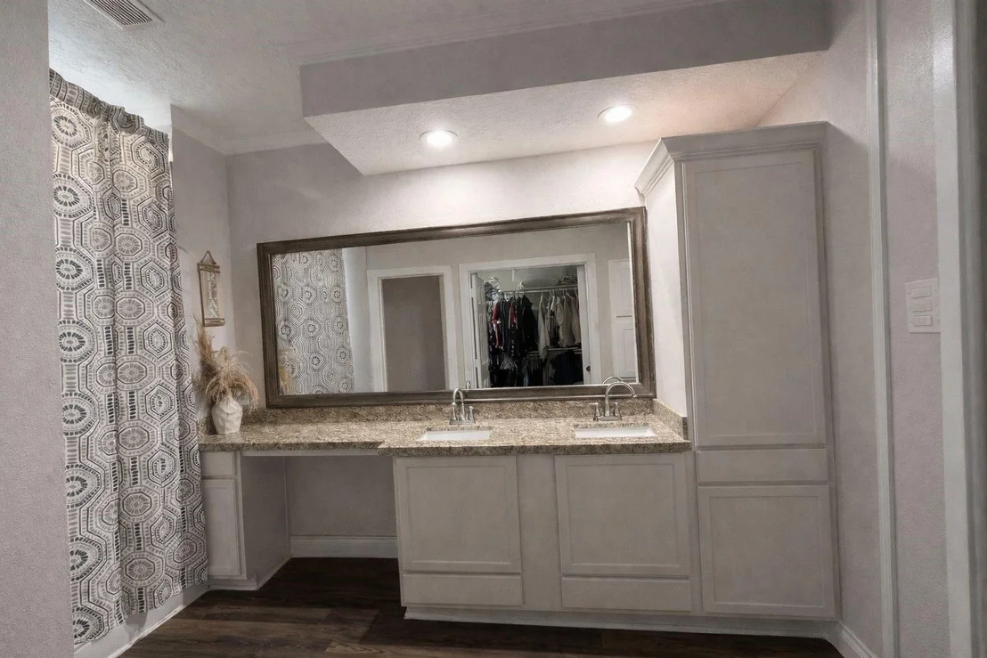 Photo of 15392 Paradise Point Drive