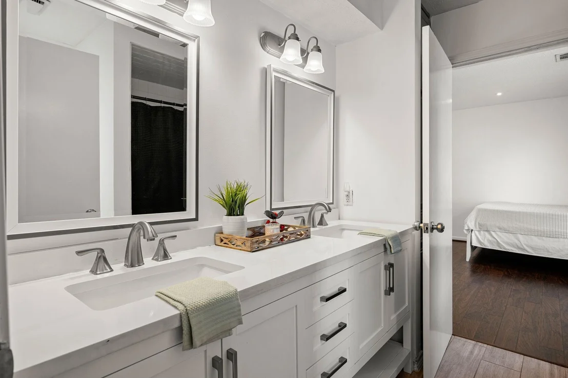 Photo of 6611 Sutter Park Lane