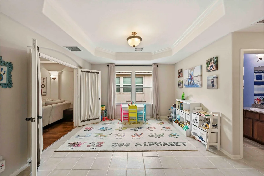 Photo of 14534 Mountain Cliff Lane