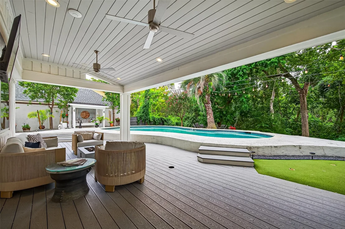 Photo of 415 Ramblewood Road