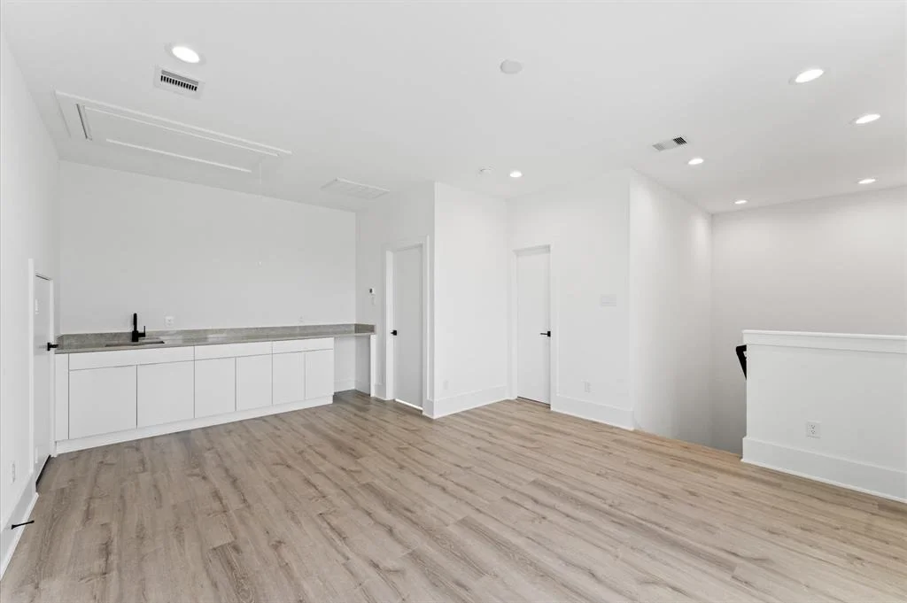 Photo of 1847 Wycliffe Drive