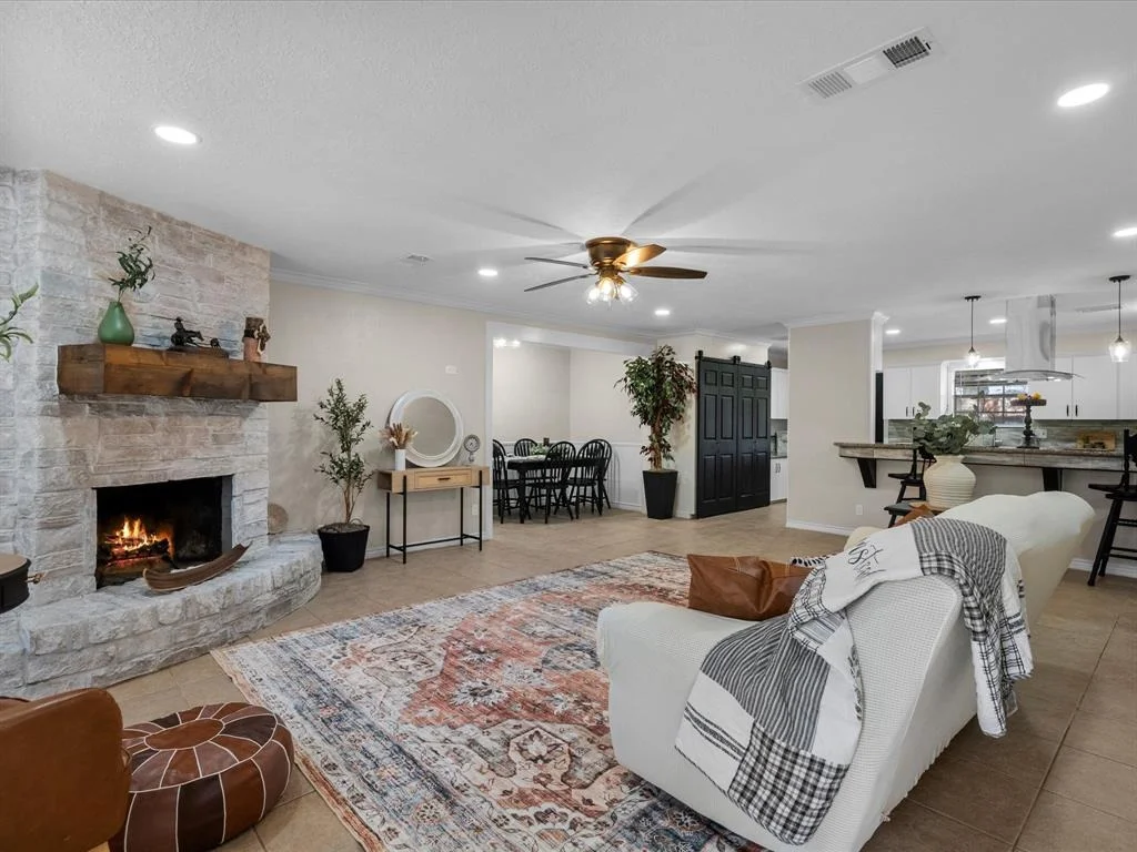 Photo of 5018 Wickwillow Lane