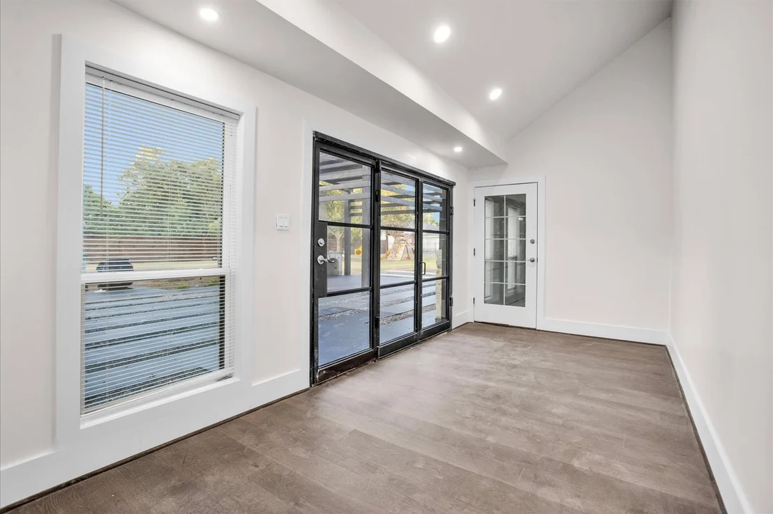 Photo of 4323 Tilson Lane