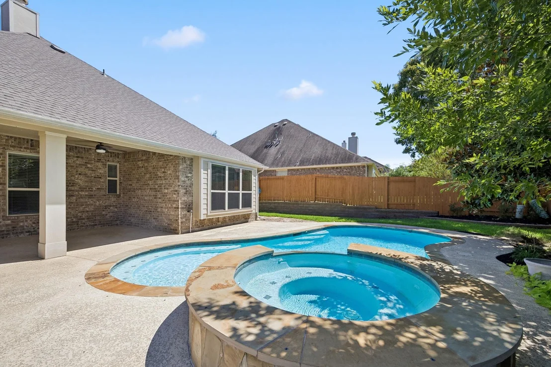 Photo of 1041 Cedar Forest Drive