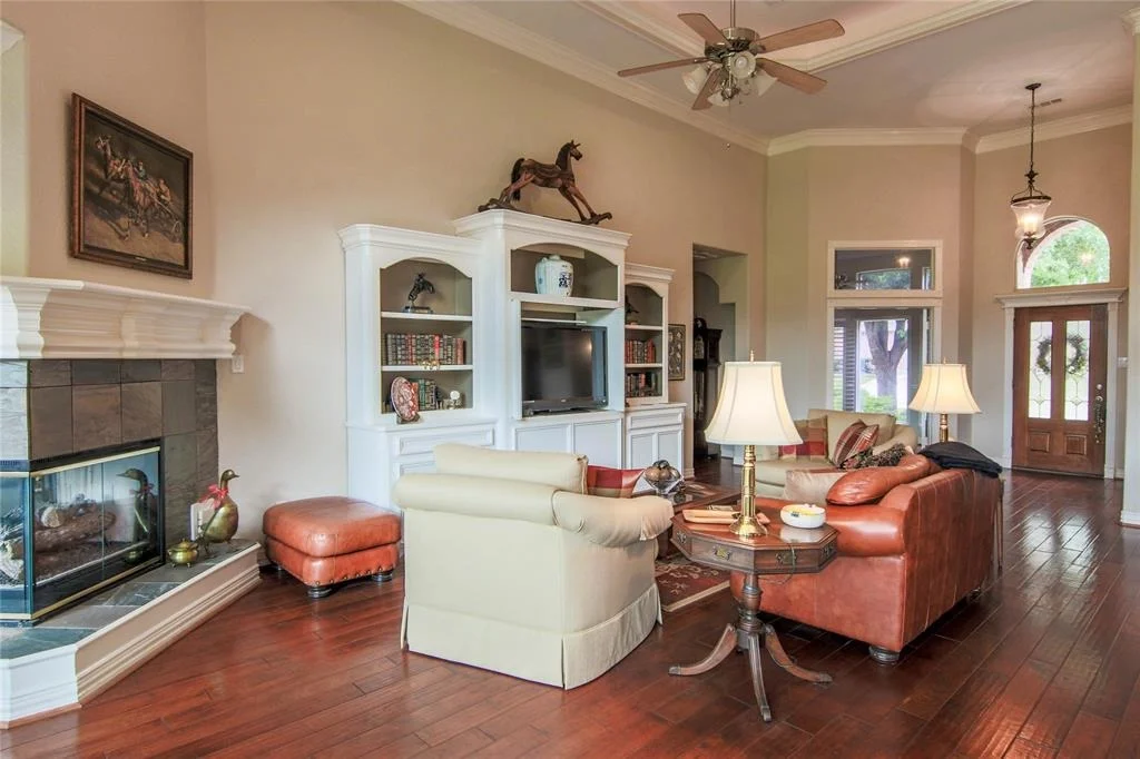 Photo of 107 Edgewood Drive