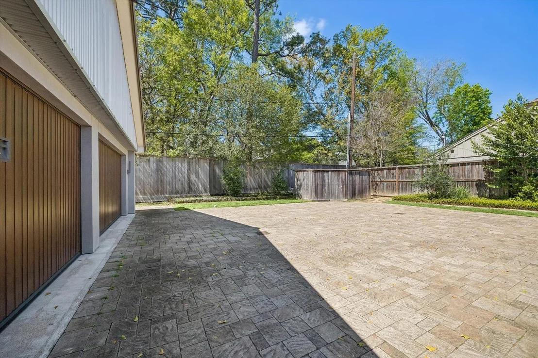 Photo of 623 Pinehaven Drive