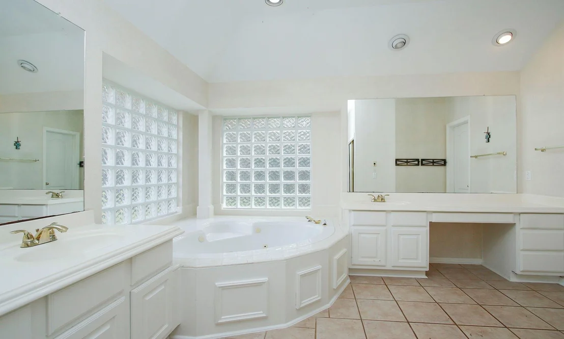 Photo of 20206 Treetop Lane