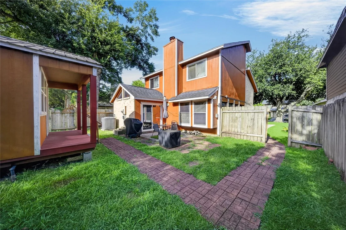 Photo of 16618 Quiet Trail Drive