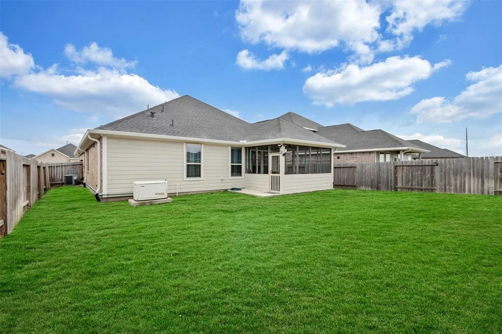 Photo of 31414 Conover Drive
