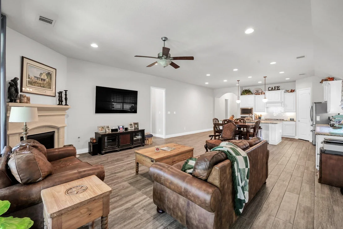 Photo of 147 Del Carmen Drive
