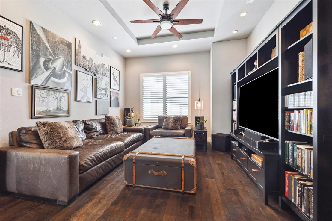 Photo of 5121 Elysian Street
