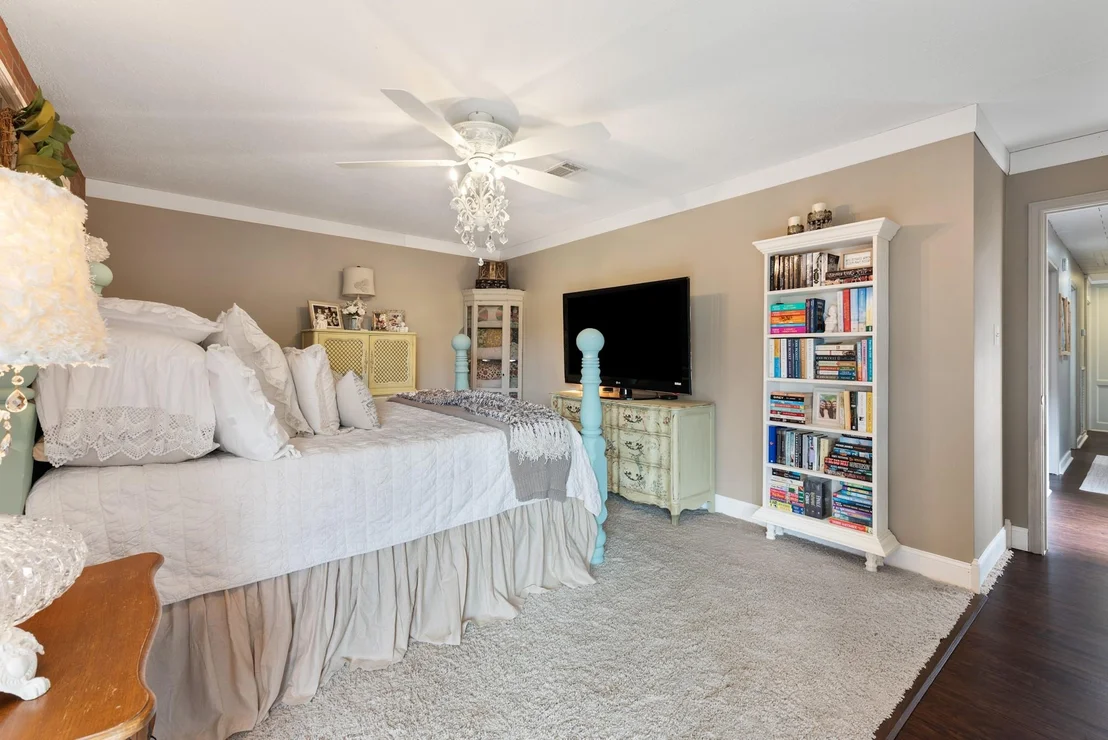 Photo of 2512 Towering Oaks Drive
