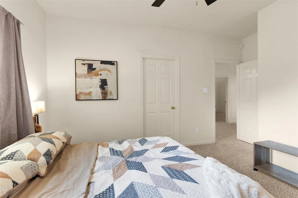 Photo of 24707 Gilbough Drive