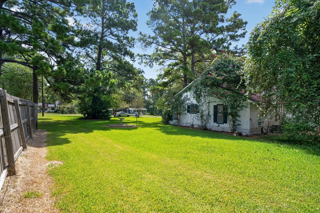 Photo of 448 Timber Bay Drive