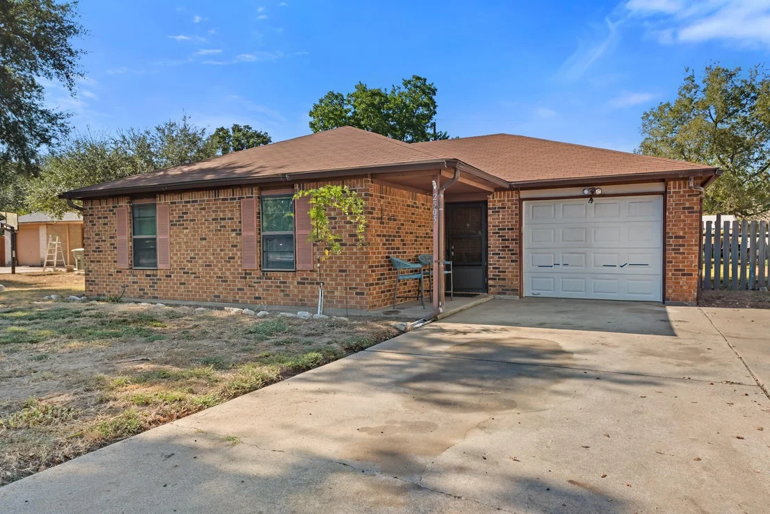 Photo of 2505 Conquest Circle