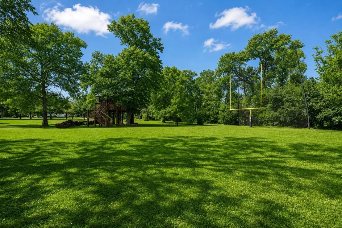 Photo of 25910 Haven Lake Drive