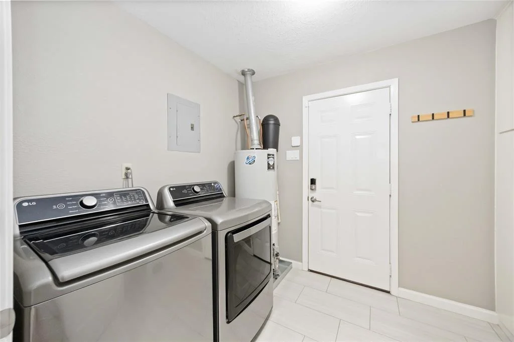 Photo of 2114 Oceanview Drive