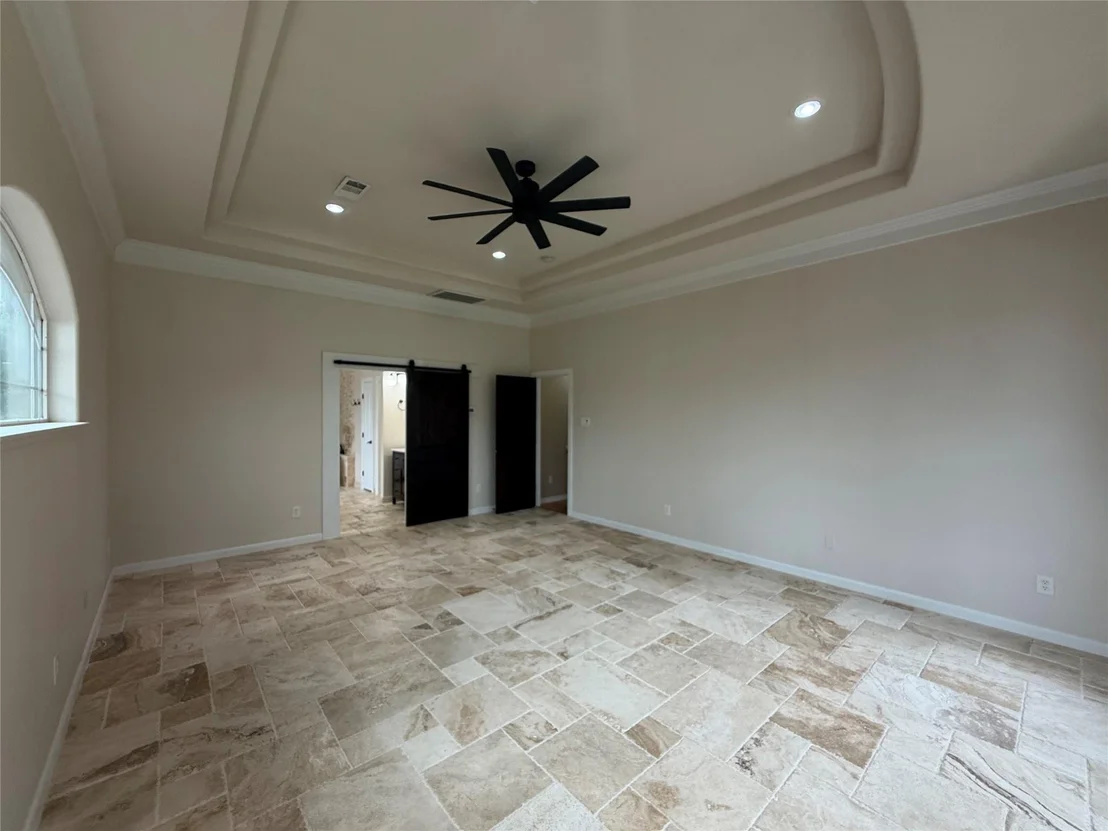 Photo of 1005 Lewis Drive