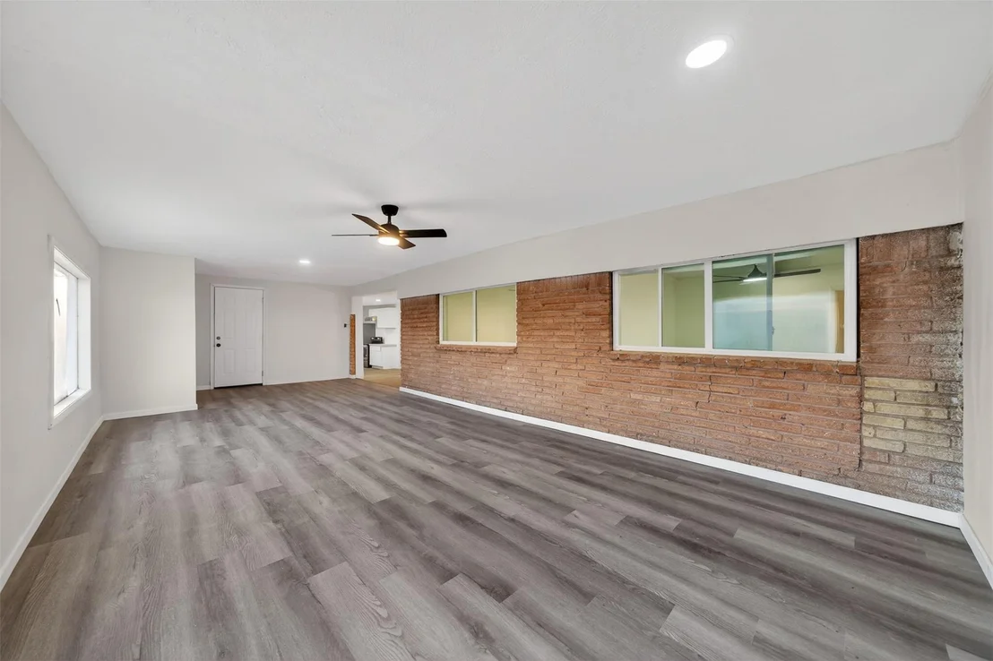 Photo of 4119 Ebbtide Drive