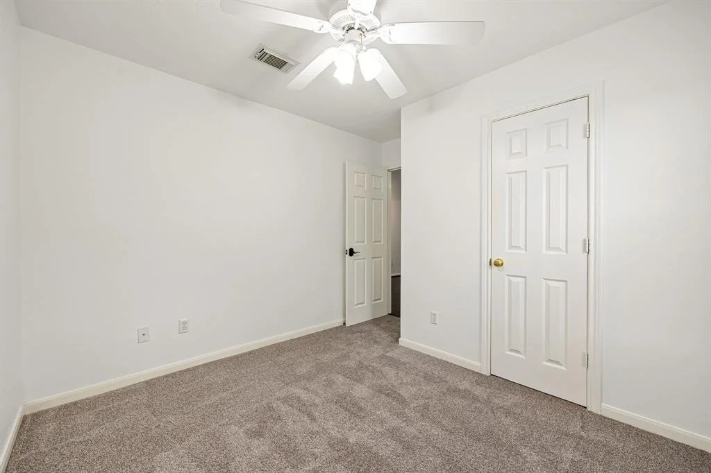Photo of 523 Pinewood Drive