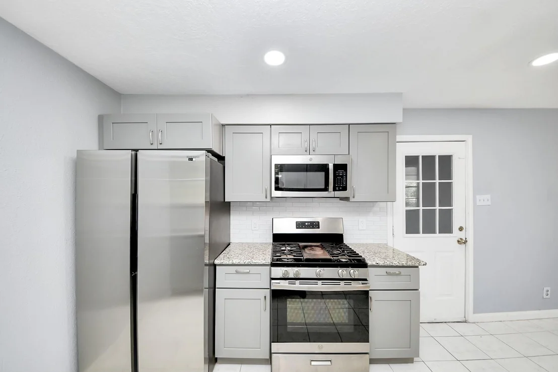 Photo of 6031 Dellfern Drive